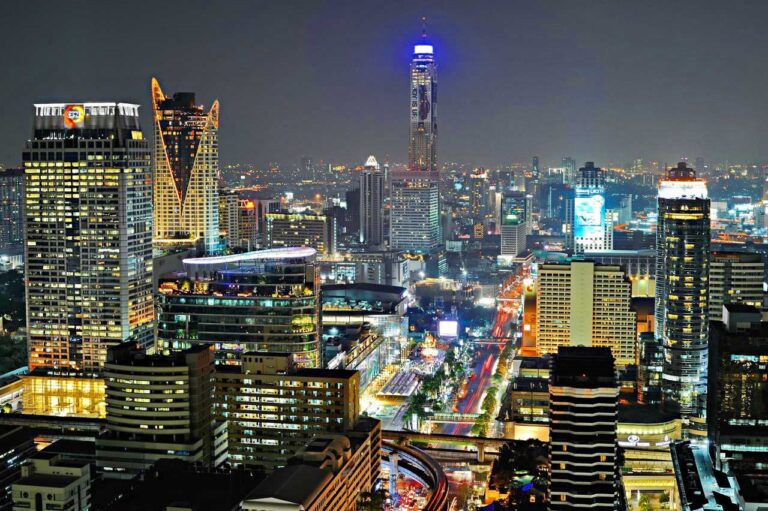 Passenger Protection Centre fines tuk-tukkers in Bangkok