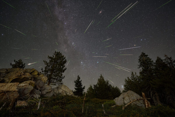 The Perseid meteor shower, one of the best spectacles of shooting stars, will grace the skies of Thailand on the night of August 12-13. Up to 100 meteors per hour are expected